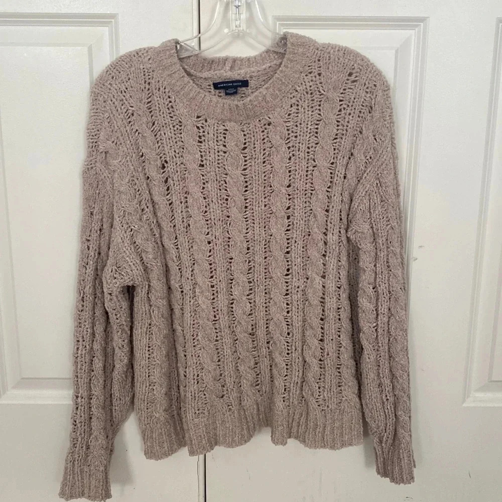 American eagle tan knit sweater size small polyester blend crewneck long sleeve